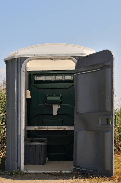 Best Construction site porta potty rental  in Manistique, MI